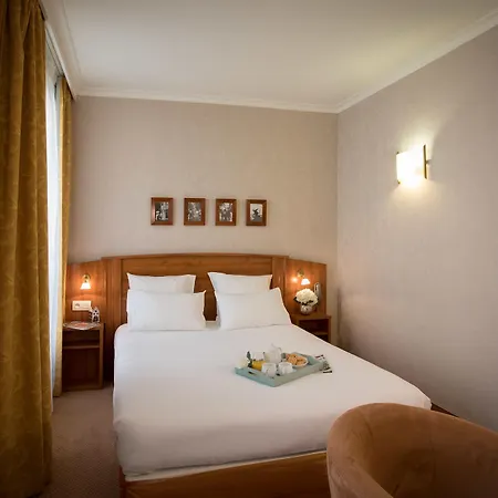 Elysees Opera Hotel 4*
