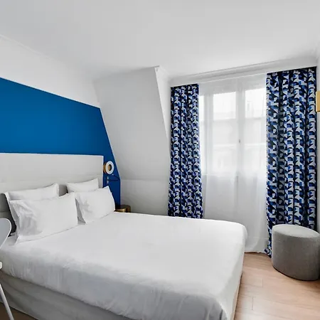 Elysees Opera Hotel