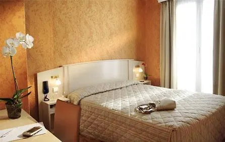 Hotel Elysees Opera París