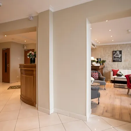 香榭丽舍歌剧院酒店 4* 巴黎