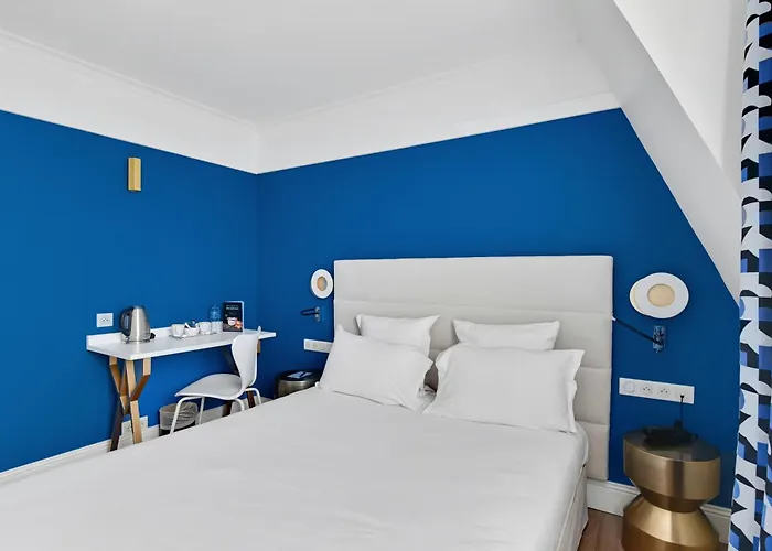 Elysees Opera Hotel 4*